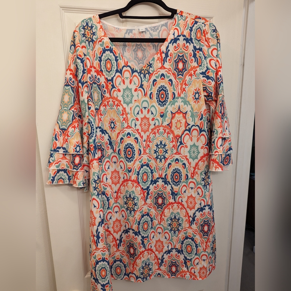 Colorful Red And Blue Short Boho Dress with flare sleeves size medium - Picture 1 of 8